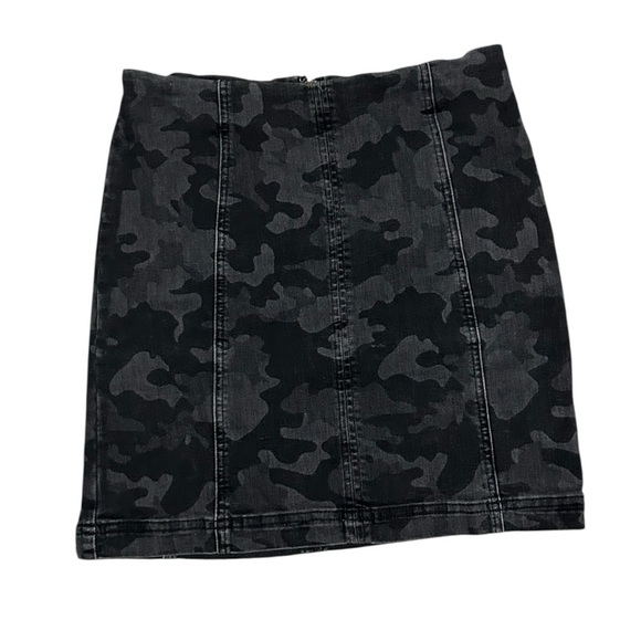 Free People Black Camouflage Midi Skirt - Picture 1 of 4